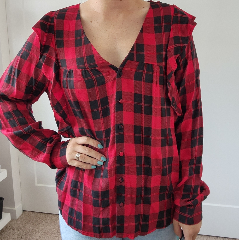 Checkered, ruffle blouse